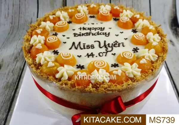 Bánh sinh nhật mặn Happy birthday Miss Uyên MS739