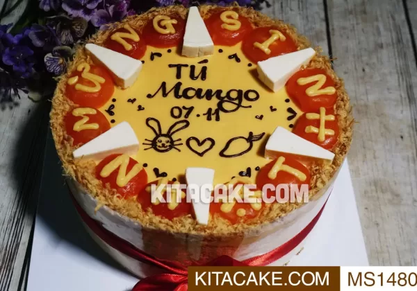 Bánh bông lan trứng muôi sốt kim sa - Mừng sinh nhật Tú Mango MS1480