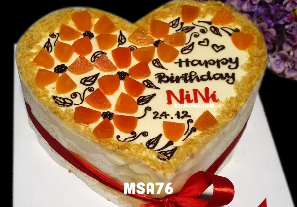 Bánh sinh nhật tặng bạn nữ mẫu tim 20cm | Happy birthday Ni Ni MSA76